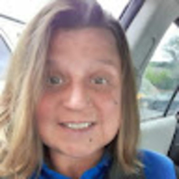 Meet your Posher, Tina - Picture 1 of 1